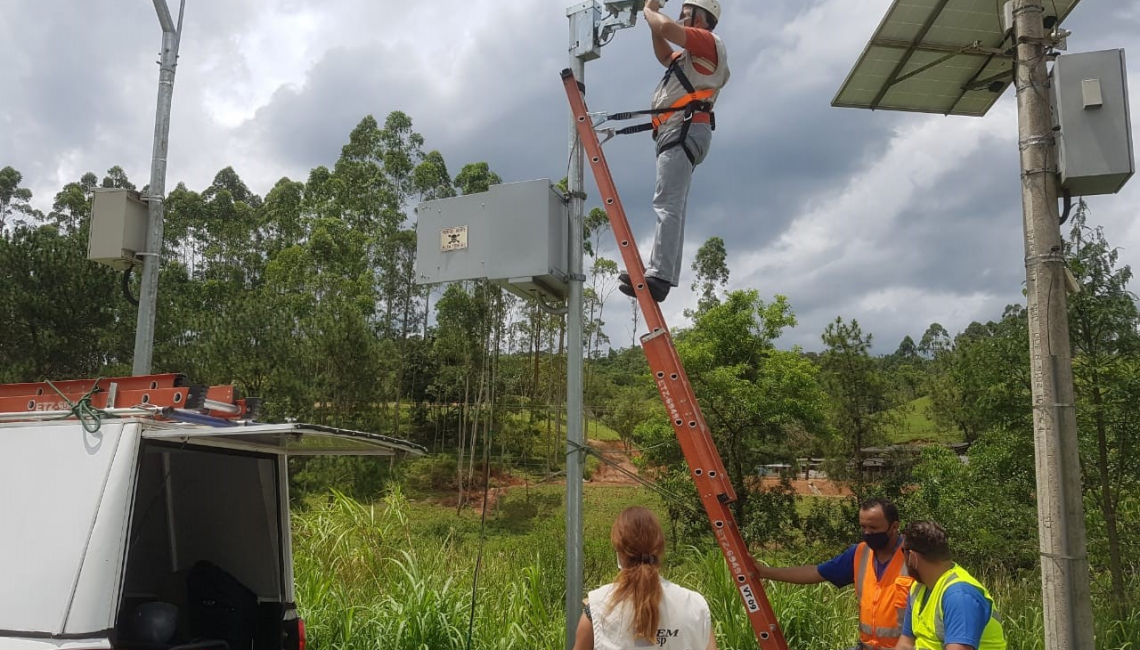 Ipem-SP verifica radar na Rodovia Padre Manoel da Nóbrega (SP 055) em Pedro Toledo 